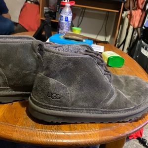 Men’s uggs grey